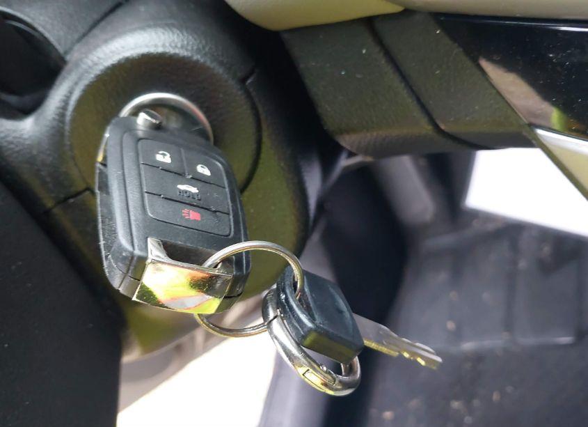 Photo 11 of 2014 Chevrolet Cruze LS AUTO (VIN 1G1PA5SH9E7392592)