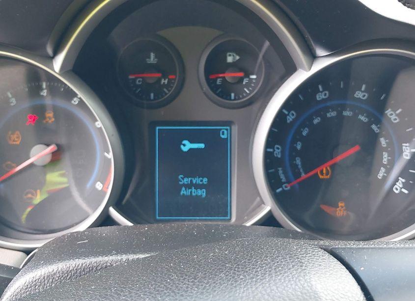 Photo 15 of 2014 Chevrolet Cruze LS AUTO (VIN 1G1PA5SH9E7392592)