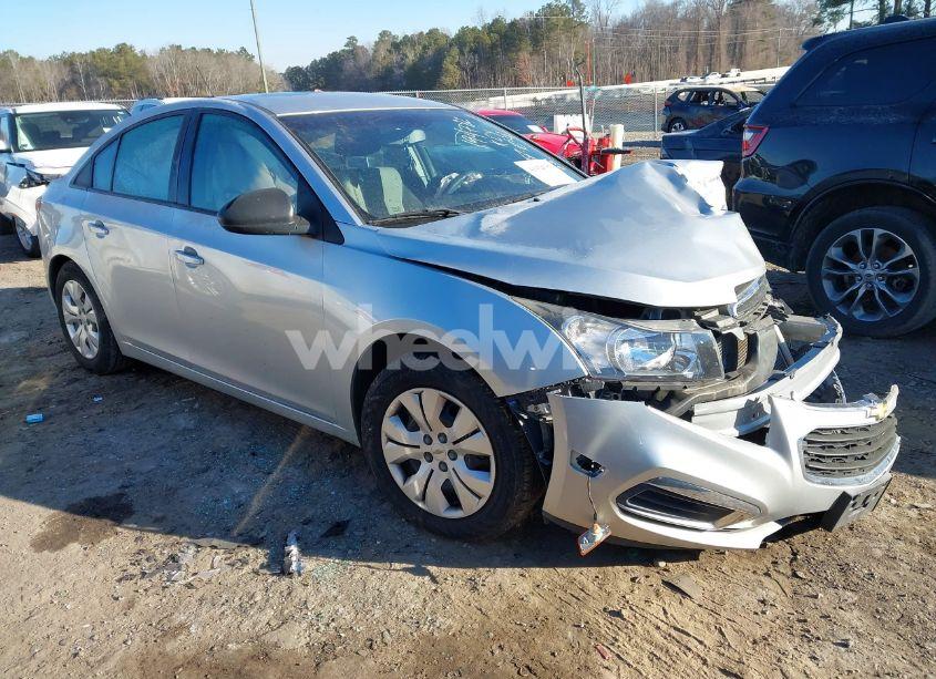 2015 Chevrolet Cruze LS AUTO (VIN 1G1PA5SH9F7130704) main photo