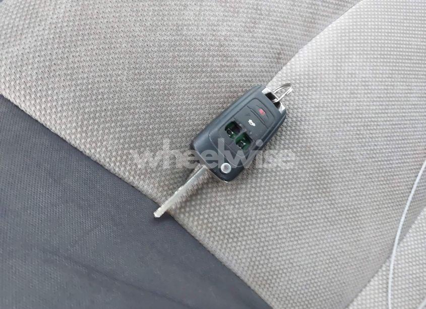 Photo 11 of 2015 Chevrolet Cruze LS AUTO (VIN 1G1PA5SH9F7145400)