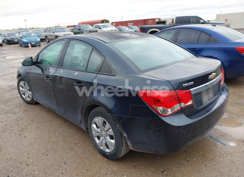 Photo 3 of 2015 Chevrolet Cruze LS AUTO (VIN 1G1PA5SH9F7145400)