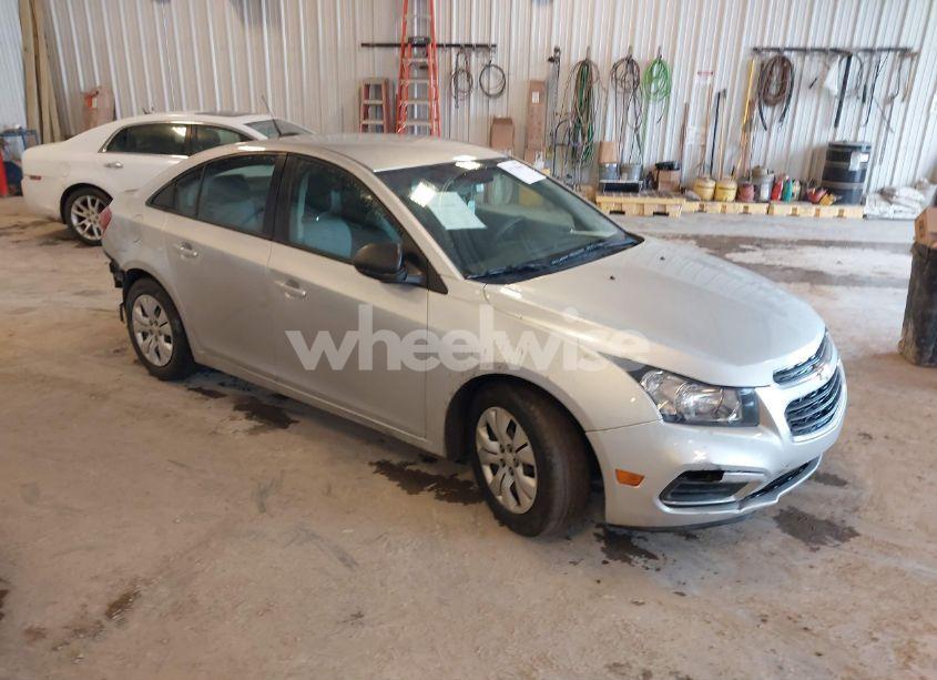 2015 Chevrolet Cruze LS AUTO (VIN 1G1PA5SH9F7166814) main photo