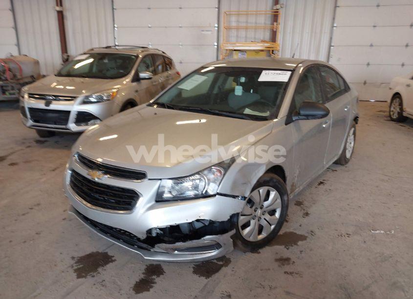 Photo 6 of 2015 Chevrolet Cruze LS AUTO (VIN 1G1PA5SH9F7166814)