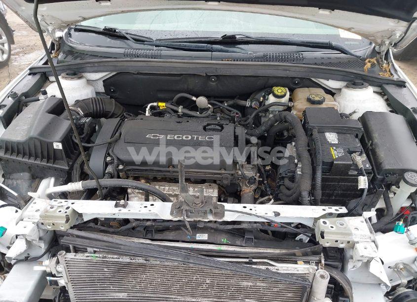 Photo 10 of 2013 Chevrolet Cruze LS AUTO (VIN 1G1PA5SHXD7144642)