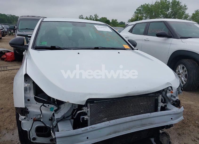 Photo 13 of 2013 Chevrolet Cruze LS AUTO (VIN 1G1PA5SHXD7144642)