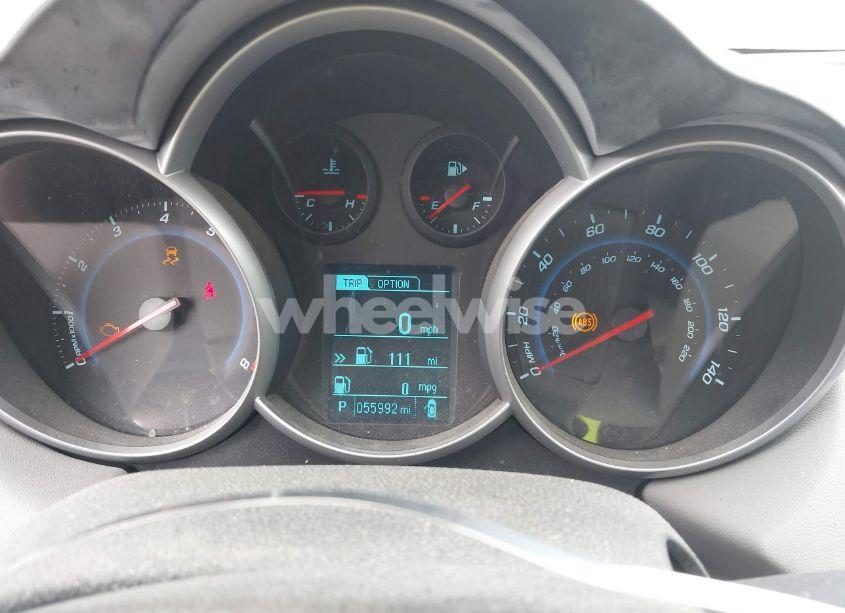 Photo 7 of 2013 Chevrolet Cruze LS AUTO (VIN 1G1PA5SHXD7144642)