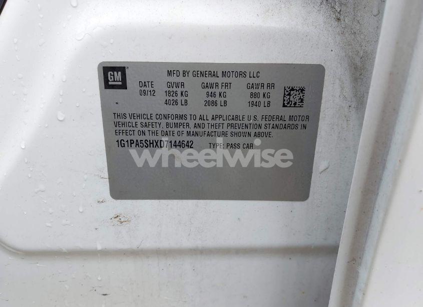 Photo 9 of 2013 Chevrolet Cruze LS AUTO (VIN 1G1PA5SHXD7144642)