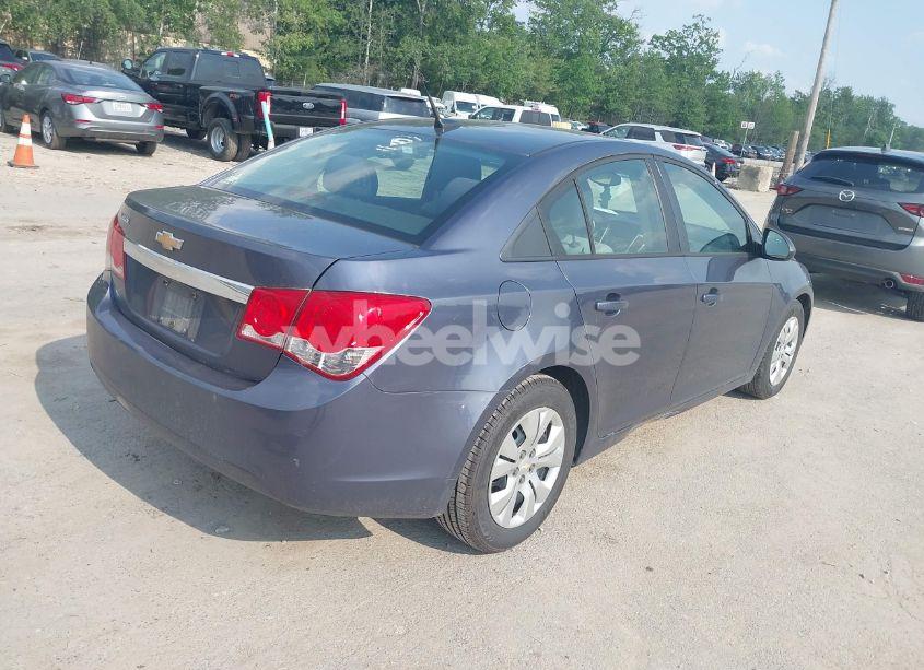 Photo 4 of 2013 Chevrolet Cruze LS AUTO (VIN 1G1PA5SHXD7151963)