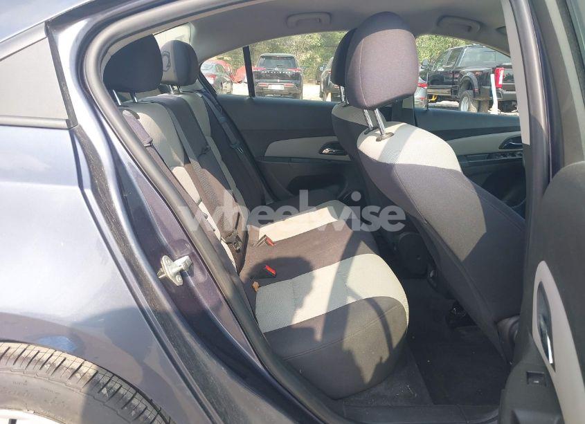 Photo 8 of 2013 Chevrolet Cruze LS AUTO (VIN 1G1PA5SHXD7151963)