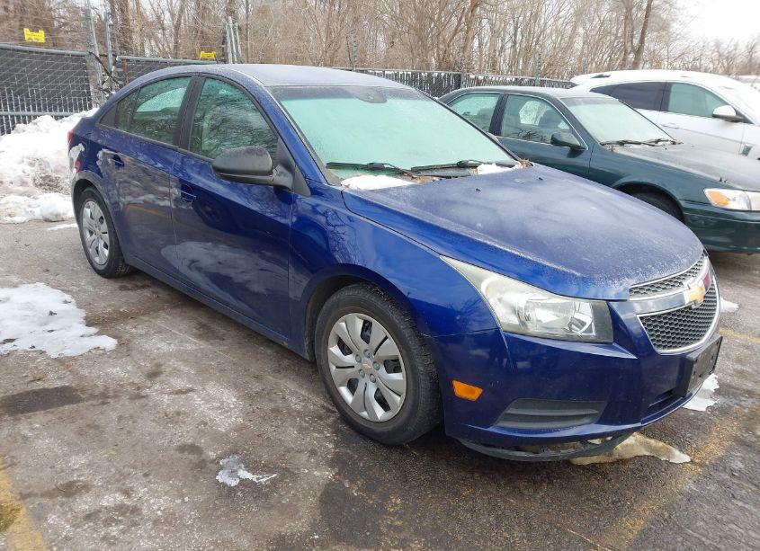 2013 Chevrolet Cruze LS AUTO (VIN 1G1PA5SHXD7152711) main photo