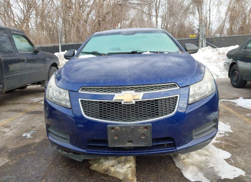Photo 6 of 2013 Chevrolet Cruze LS AUTO (VIN 1G1PA5SHXD7152711)