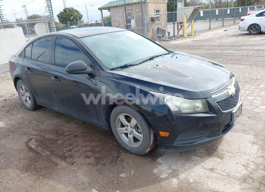2013 Chevrolet Cruze LS AUTO (VIN 1G1PA5SHXD7192805) main photo