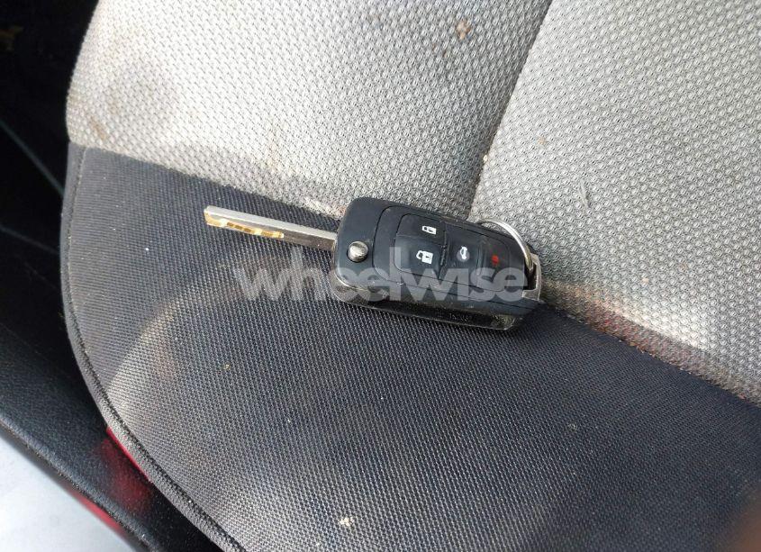 Photo 11 of 2013 Chevrolet Cruze LS AUTO (VIN 1G1PA5SHXD7192805)