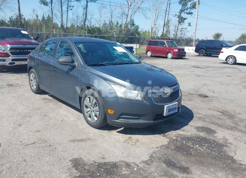 2013 Chevrolet Cruze LS AUTO (VIN 1G1PA5SHXD7208579) main photo
