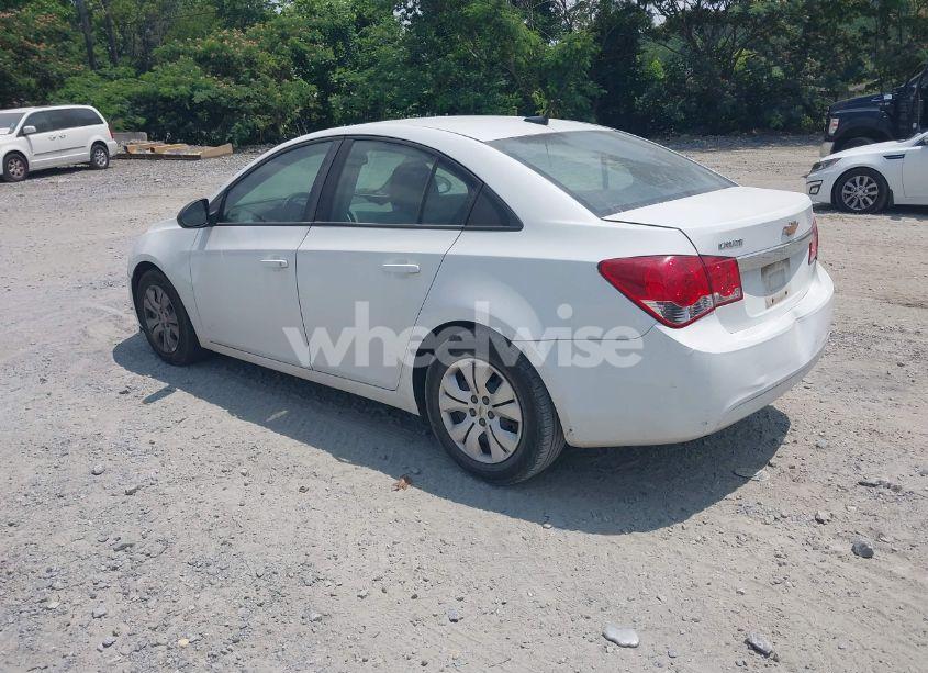 Photo 3 of 2013 Chevrolet Cruze LS AUTO (VIN 1G1PA5SHXD7210400)