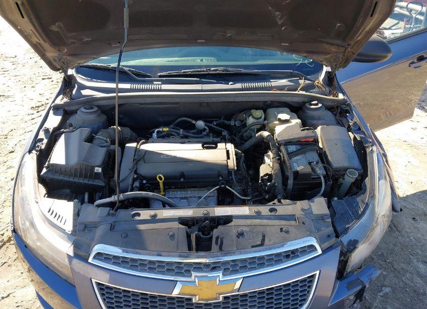 Photo 10 of 2013 Chevrolet Cruze LS AUTO (VIN 1G1PA5SHXD7217766)