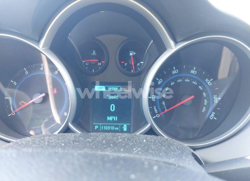 Photo 7 of 2013 Chevrolet Cruze LS AUTO (VIN 1G1PA5SHXD7270029)