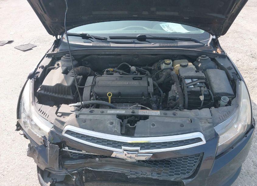 Photo 10 of 2013 Chevrolet Cruze LS AUTO (VIN 1G1PA5SHXD7310402)