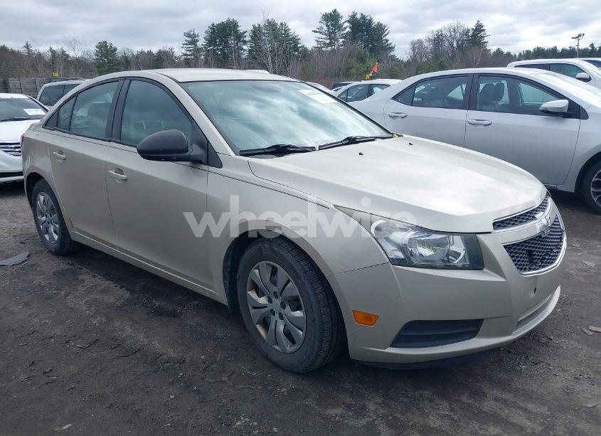 2013 Chevrolet Cruze LS AUTO (VIN 1G1PA5SHXD7311680) main photo