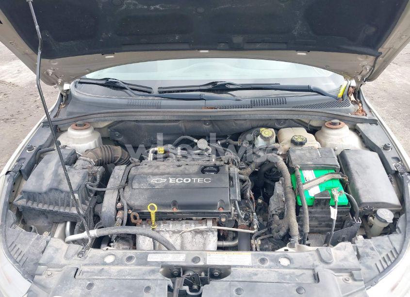 Photo 10 of 2013 Chevrolet Cruze LS AUTO (VIN 1G1PA5SHXD7311680)