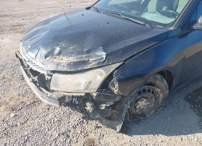 Photo 14 of 2014 Chevrolet Cruze LS AUTO (VIN 1G1PA5SHXE7173477)