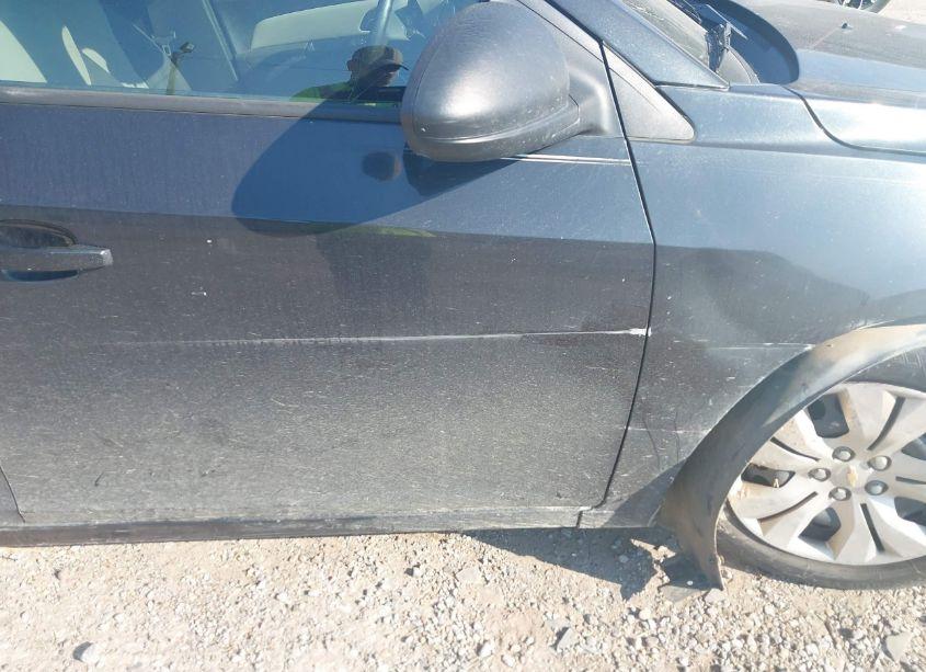 Photo 16 of 2014 Chevrolet Cruze LS AUTO (VIN 1G1PA5SHXE7173477)