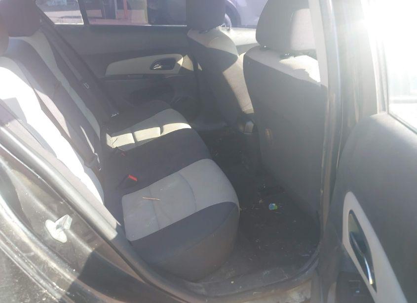 Photo 8 of 2014 Chevrolet Cruze LS AUTO (VIN 1G1PA5SHXE7173477)