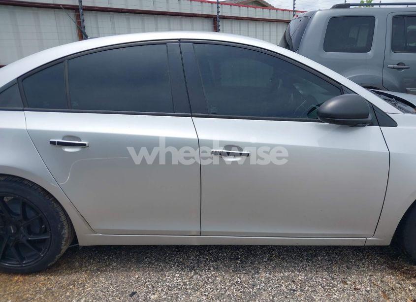 Photo 13 of 2014 Chevrolet Cruze LS AUTO (VIN 1G1PA5SHXE7190358)