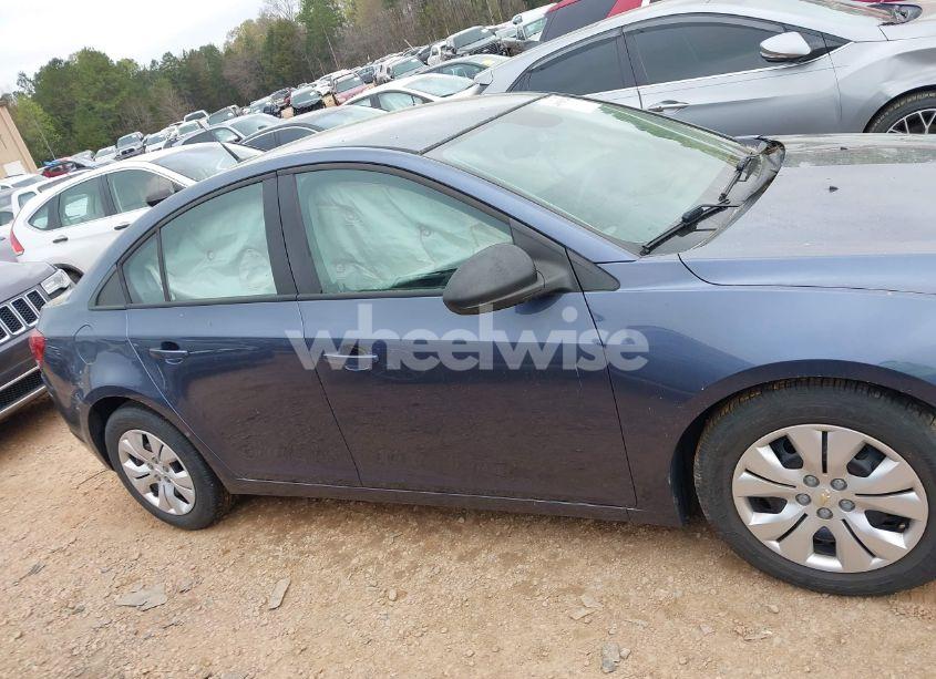 Photo 13 of 2014 Chevrolet Cruze LS AUTO (VIN 1G1PA5SHXE7190912)