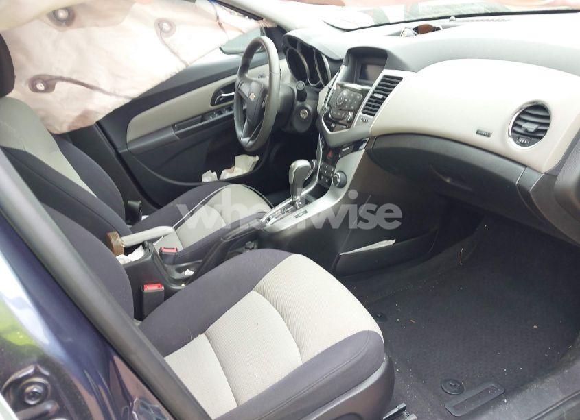 Photo 5 of 2014 Chevrolet Cruze LS AUTO (VIN 1G1PA5SHXE7190912)