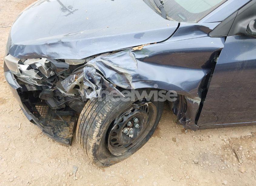 Photo 6 of 2014 Chevrolet Cruze LS AUTO (VIN 1G1PA5SHXE7190912)