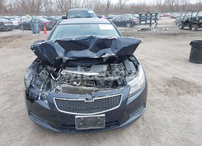 Photo 12 of 2014 Chevrolet Cruze LS AUTO (VIN 1G1PA5SHXE7210933)