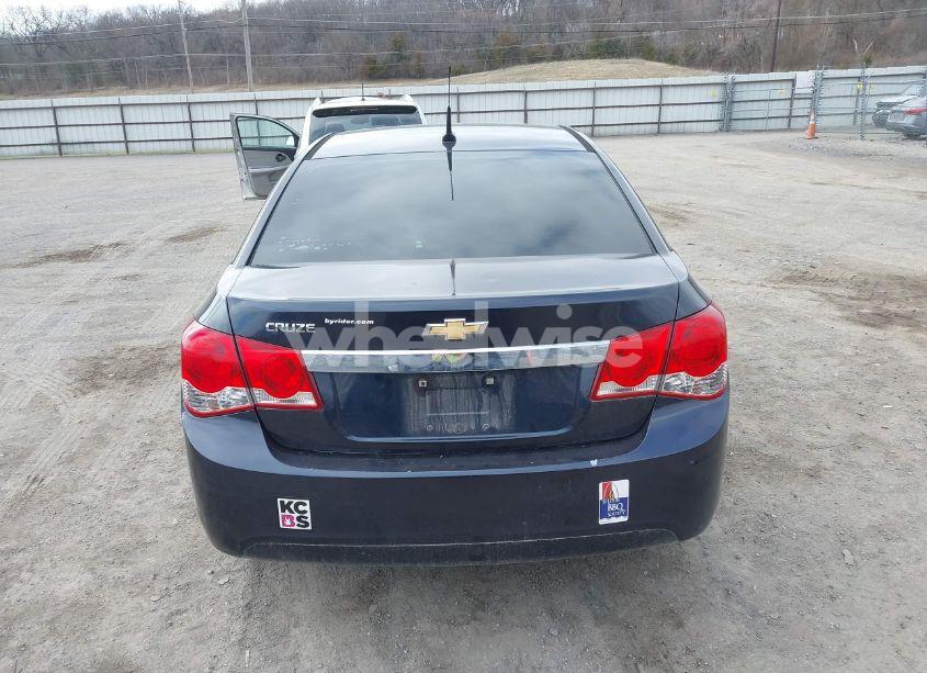 Photo 16 of 2014 Chevrolet Cruze LS AUTO (VIN 1G1PA5SHXE7210933)