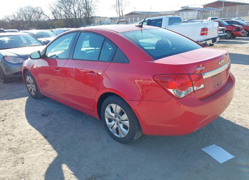 Photo 3 of 2014 Chevrolet Cruze LS AUTO (VIN 1G1PA5SHXE7224816)