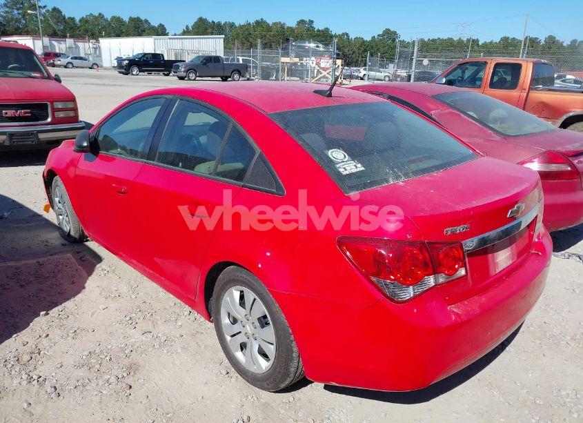 Photo 3 of 2014 Chevrolet Cruze LS AUTO (VIN 1G1PA5SHXE7239025)