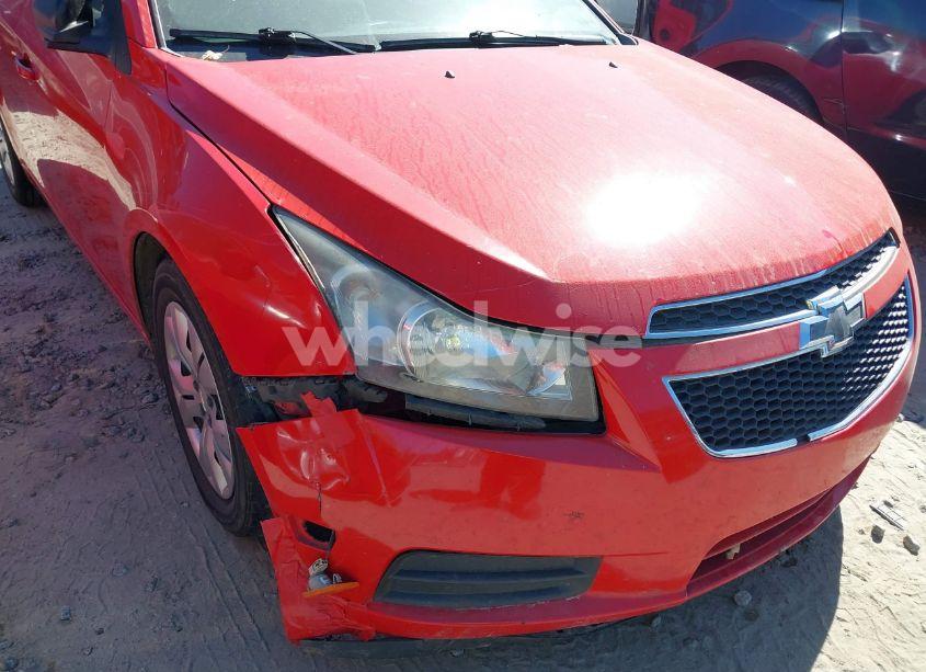 Photo 6 of 2014 Chevrolet Cruze LS AUTO (VIN 1G1PA5SHXE7239025)