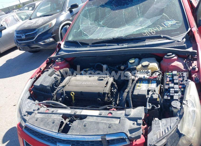 Photo 10 of 2014 Chevrolet Cruze LS AUTO (VIN 1G1PA5SHXE7253930)