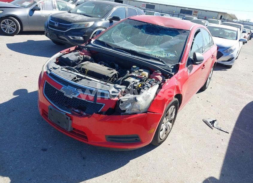 Photo 2 of 2014 Chevrolet Cruze LS AUTO (VIN 1G1PA5SHXE7253930)