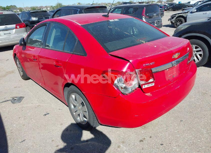 Photo 3 of 2014 Chevrolet Cruze LS AUTO (VIN 1G1PA5SHXE7253930)