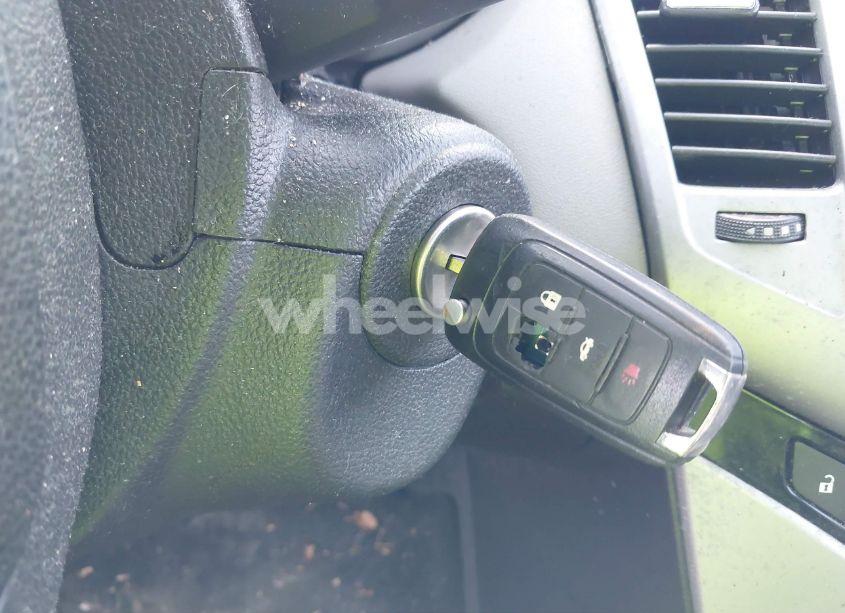 Photo 11 of 2014 Chevrolet Cruze LS AUTO (VIN 1G1PA5SHXE7336368)