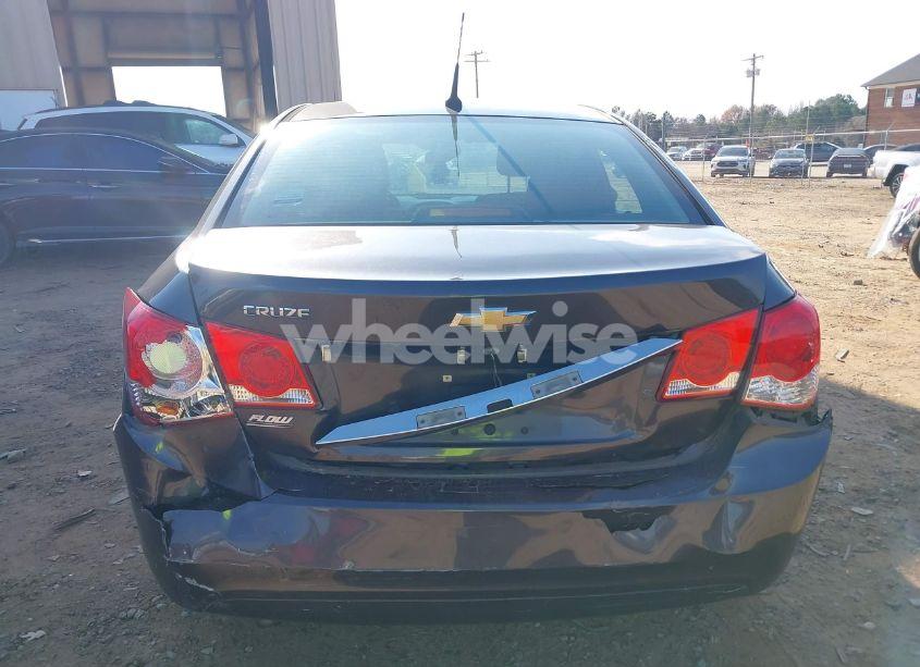 Photo 16 of 2014 Chevrolet Cruze LS AUTO (VIN 1G1PA5SHXE7336368)