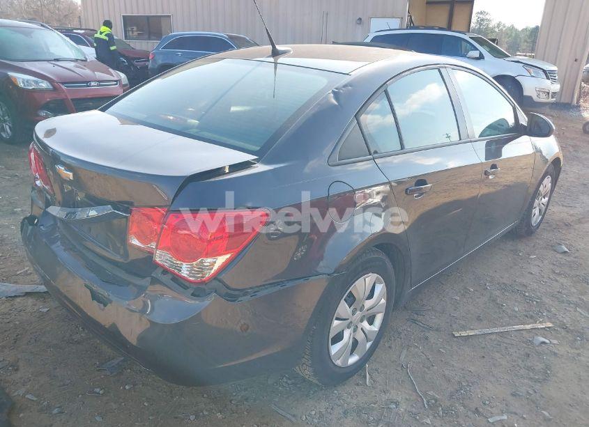 Photo 4 of 2014 Chevrolet Cruze LS AUTO (VIN 1G1PA5SHXE7336368)