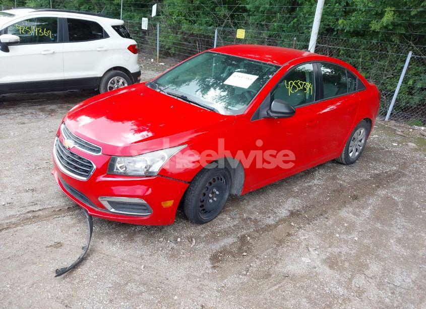 Photo 2 of 2015 Chevrolet Cruze LS AUTO (VIN 1G1PA5SHXF7112471)
