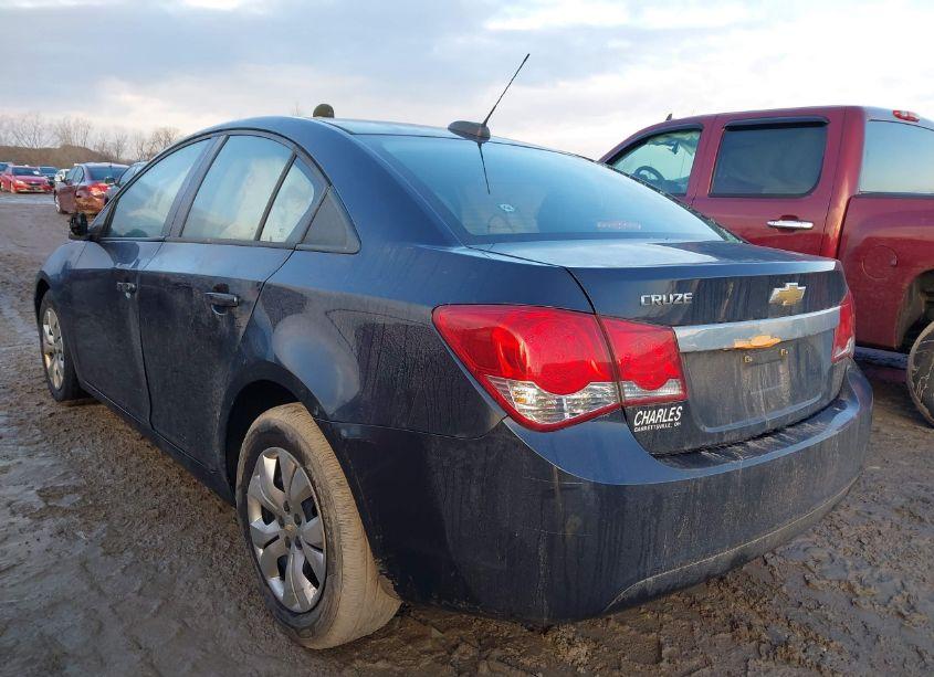 Photo 3 of 2015 Chevrolet Cruze LS AUTO (VIN 1G1PA5SHXF7130839)