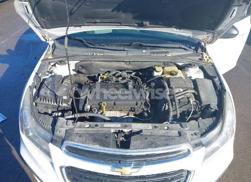 Photo 10 of 2015 Chevrolet Cruze LS AUTO (VIN 1G1PA5SHXF7150184)