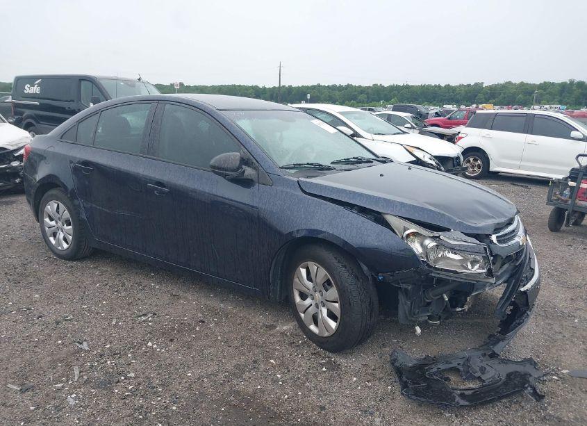 2015 Chevrolet Cruze LS AUTO (VIN 1G1PA5SHXF7193021) main photo