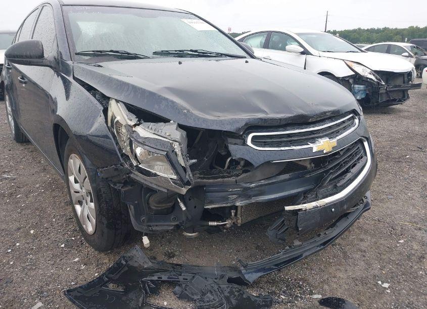 Photo 6 of 2015 Chevrolet Cruze LS AUTO (VIN 1G1PA5SHXF7193021)