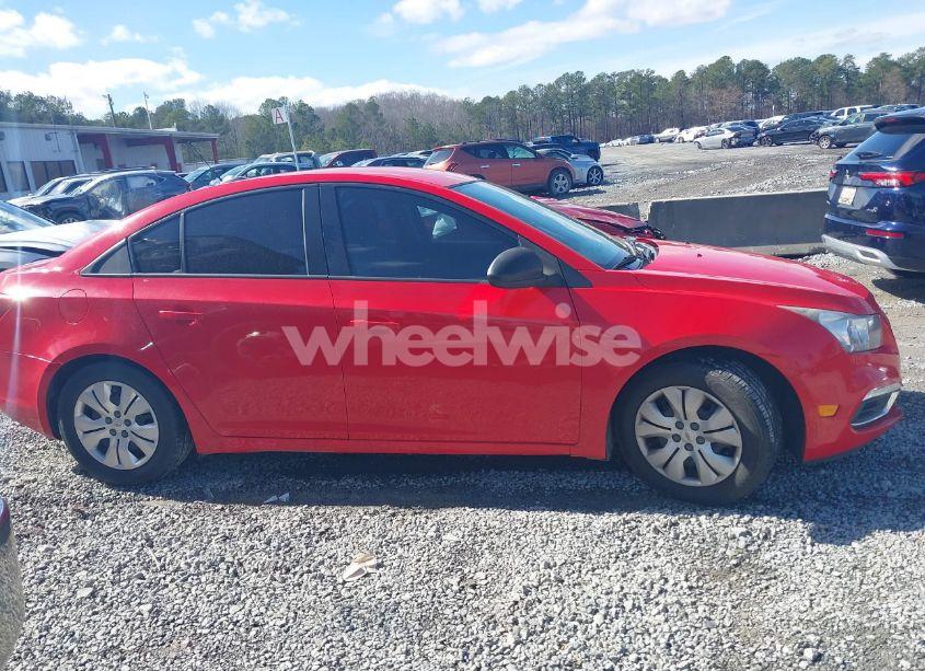 Photo 13 of 2015 Chevrolet Cruze LS AUTO (VIN 1G1PA5SHXF7195822)