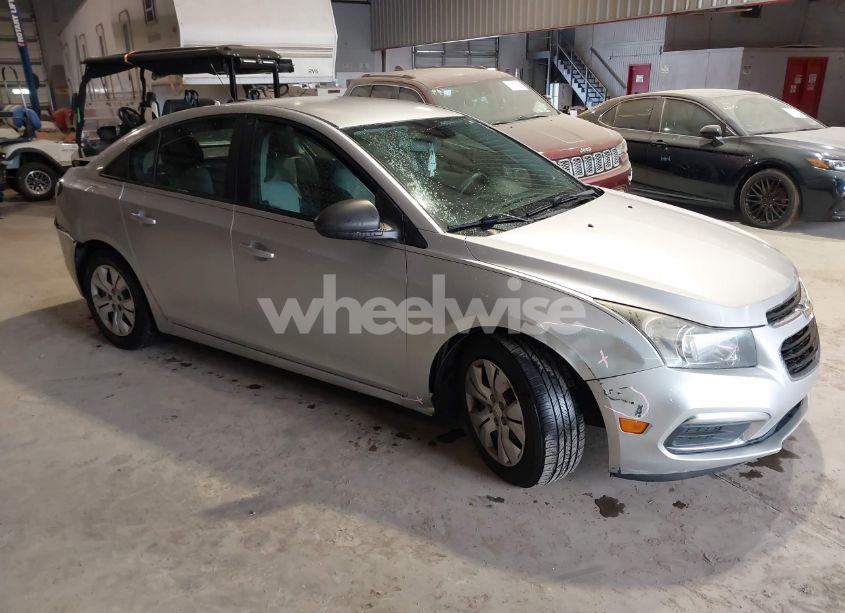 2015 Chevrolet Cruze LS AUTO (VIN 1G1PA5SHXF7202798) main photo