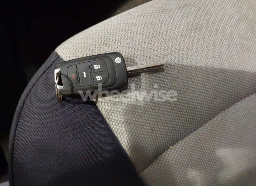 Photo 11 of 2015 Chevrolet Cruze LS AUTO (VIN 1G1PA5SHXF7202798)